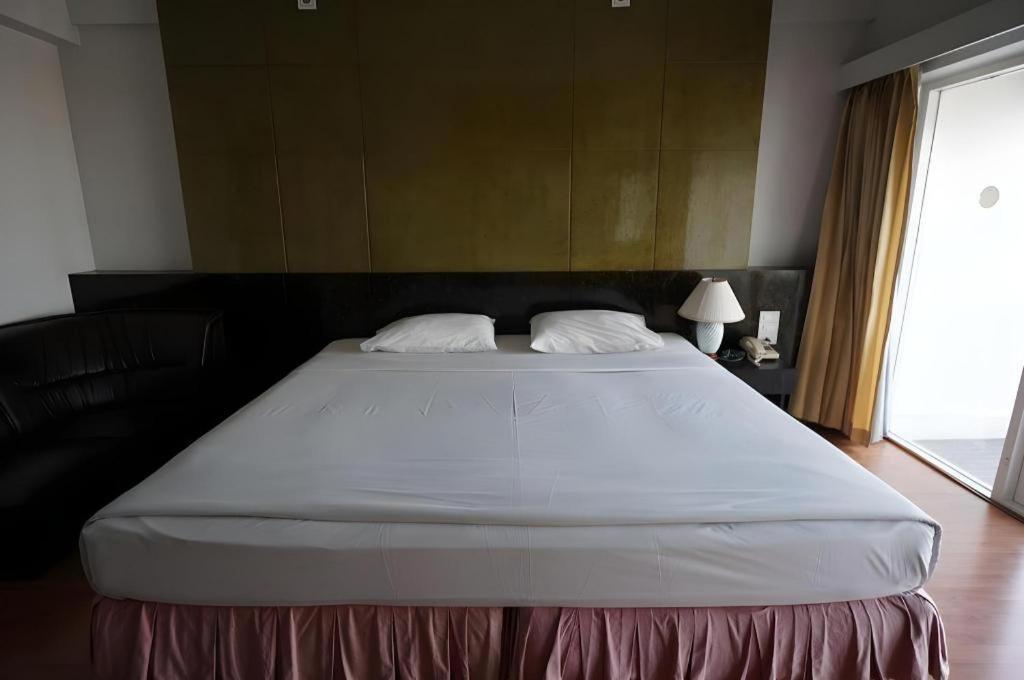 Pailyn Phitsanulok Hotel Exterior photo