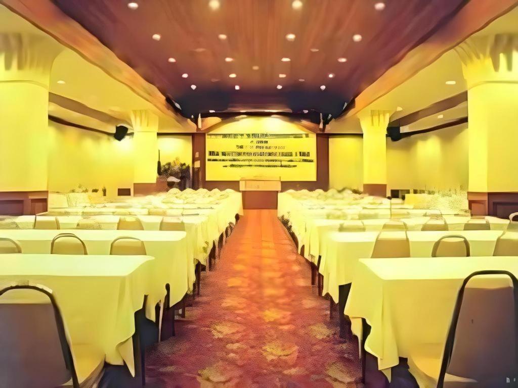 Pailyn Phitsanulok Hotel Exterior photo